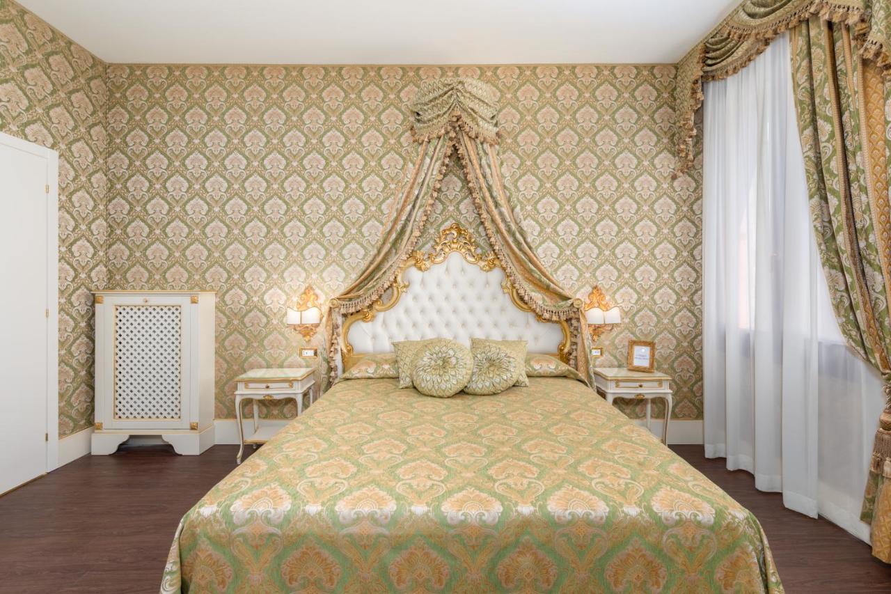 La Veneziana Boutique * Venezia